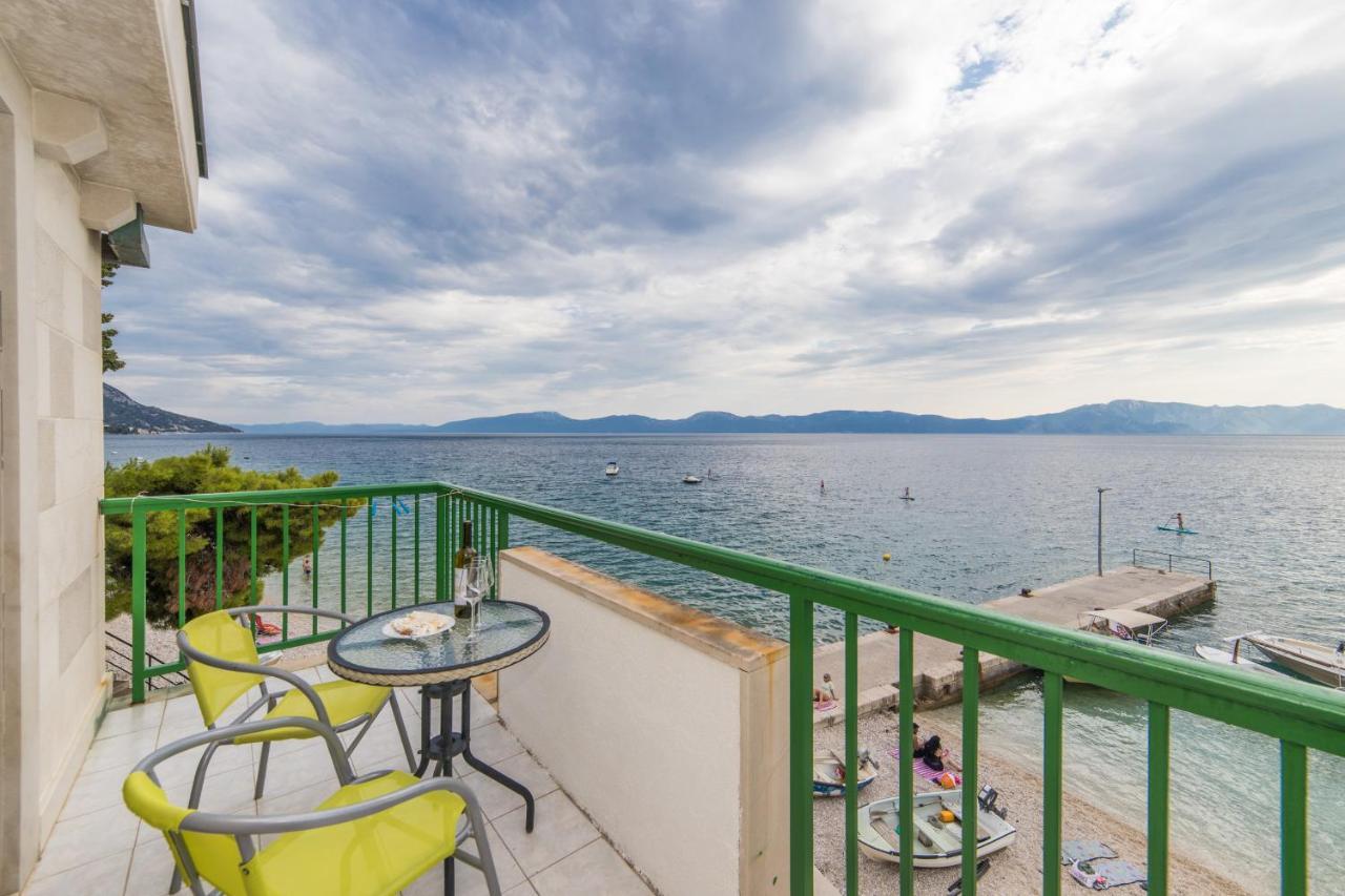 Hotel Riva Brist Εξωτερικό φωτογραφία